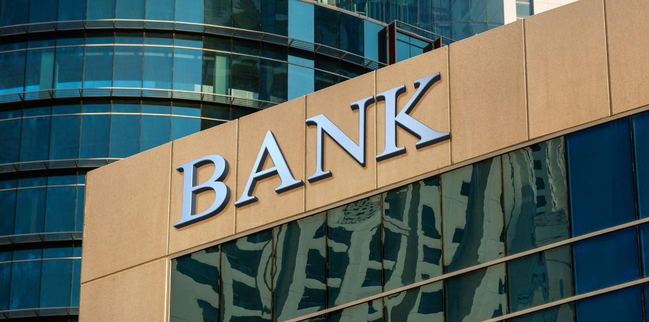 5-big-banks-had-written-off-1240-billion-pkr-in-the-year-2018
